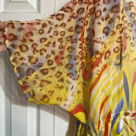 Colorful animal print cardigan beach swim cover up top - Picture 5 of 10